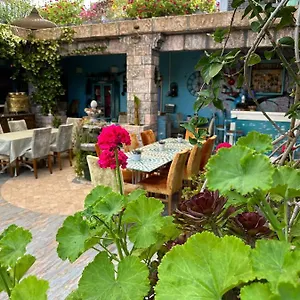 Frühstückspension Mai̇, Çeşme